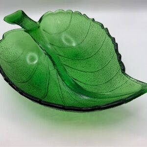 Vintage Green Glass Leaf-Shaped Candy Dish -Bowl MCM Retro Decor